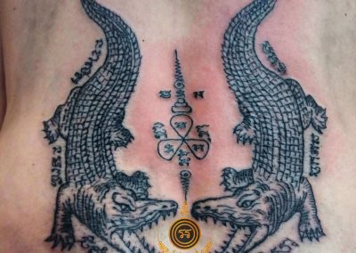 Sak-yant-belgique_Sak-yant-france_Tatouage-Thaï_Tatouage-Thaï-Traditionnel_Double crocodile
