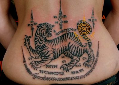 Sak-yant-belgique_Sak-yant-france_Tatouage-Thaï_Tatouage-Thaï-Traditionnel- Tigre Sak Yant