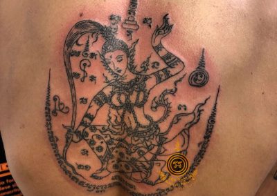 Sak-yant-belgique_Sak-yant-france_Tatouage-Thaï_Tatouage-Thaï-Traditionnel_ Mae Thorani